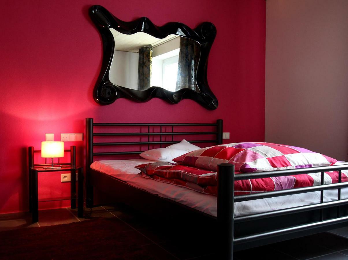 Lustra Stundenhotel - Adults Only Landshut Exterior photo